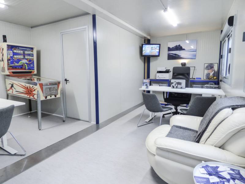 Bureau d'accueil d'un garde meuble en location de garages