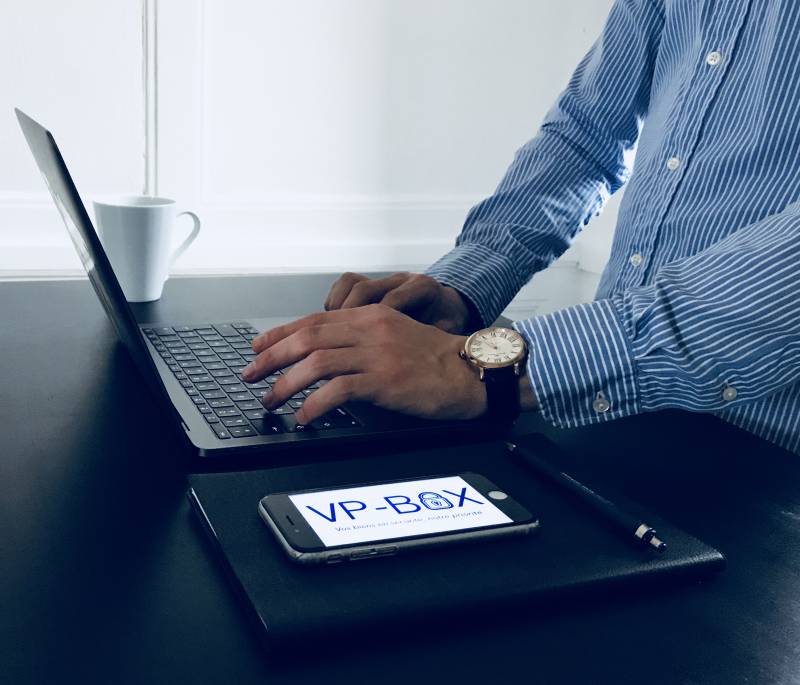 la fusion fait la force, oben fusionne avec VP-Box